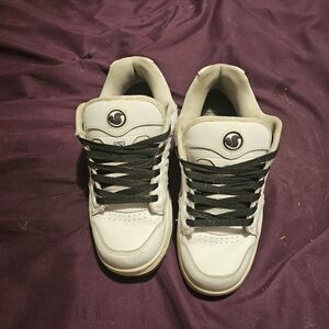 Dvs Enduro Heir size 10